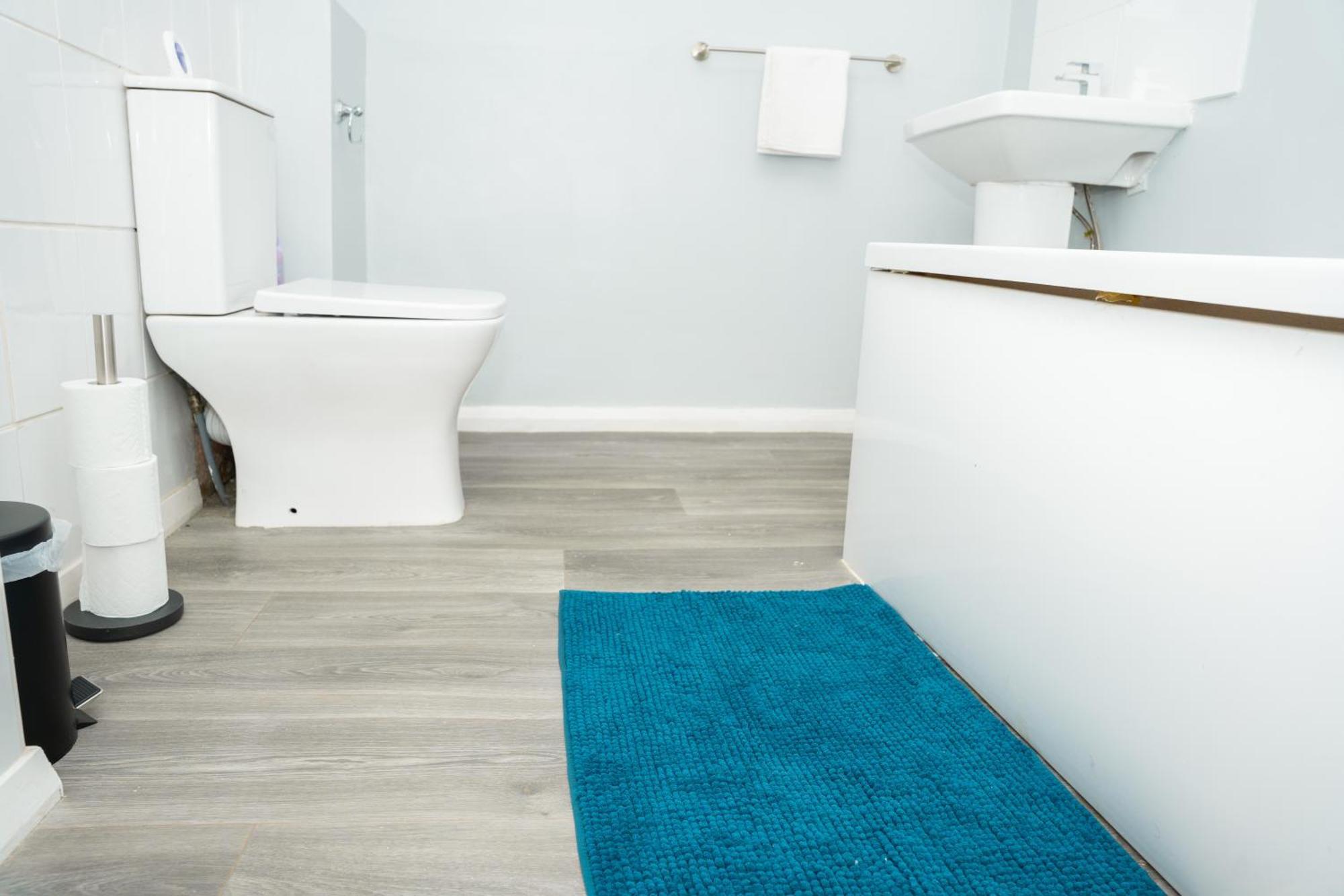 Villa Stylish 3 Bed House With Free Parking Leeds  Esterno foto