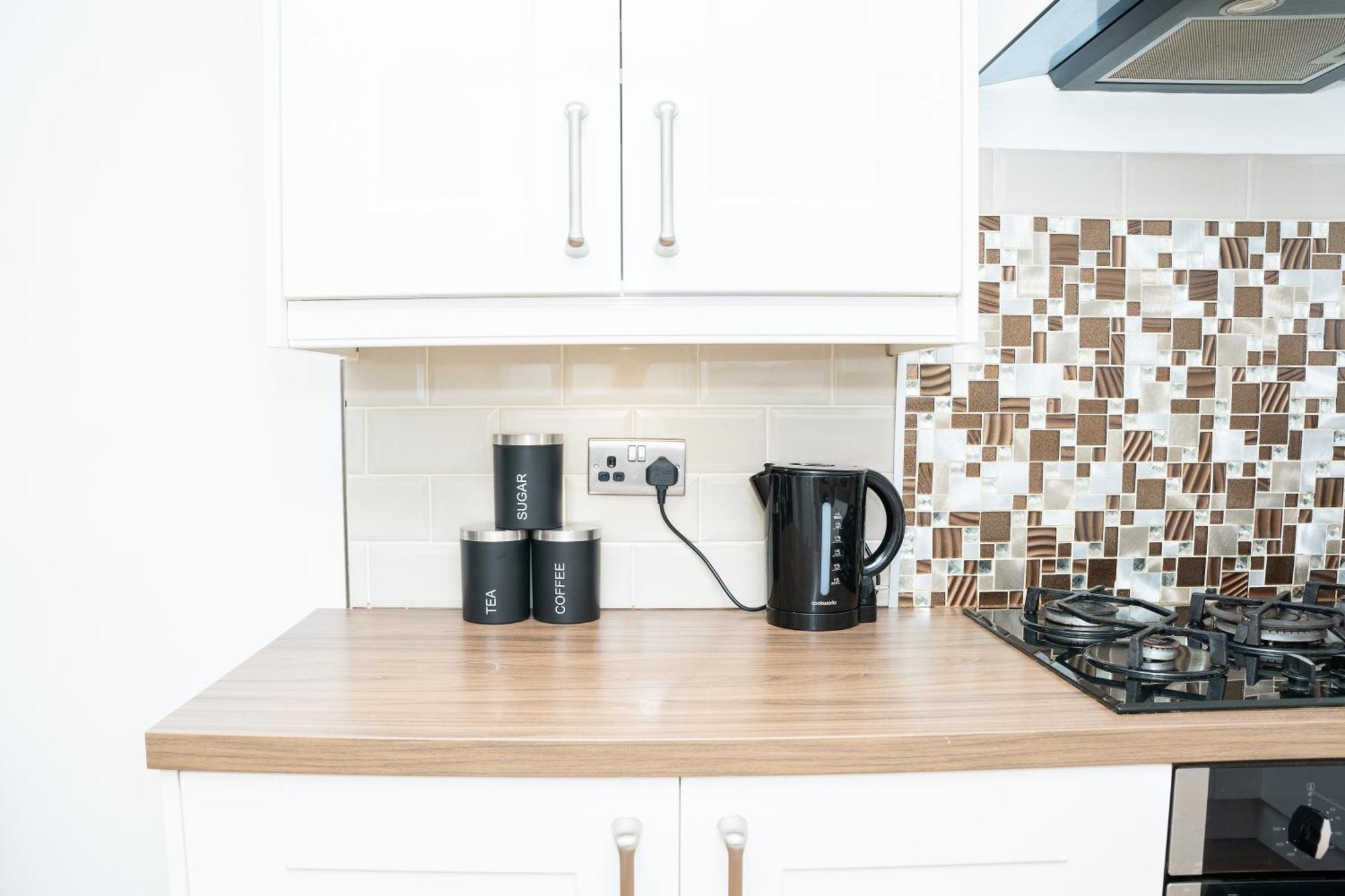 Villa Stylish 3 Bed House With Free Parking Leeds  Esterno foto