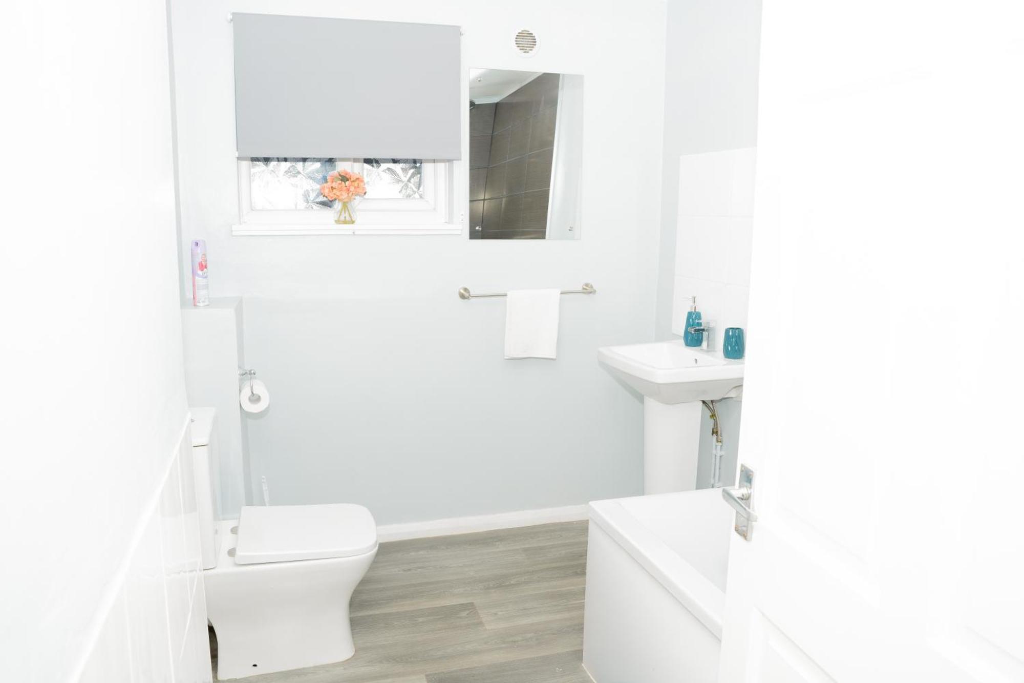 Villa Stylish 3 Bed House With Free Parking Leeds  Esterno foto